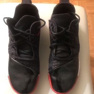 COPY - Nike Akron 330